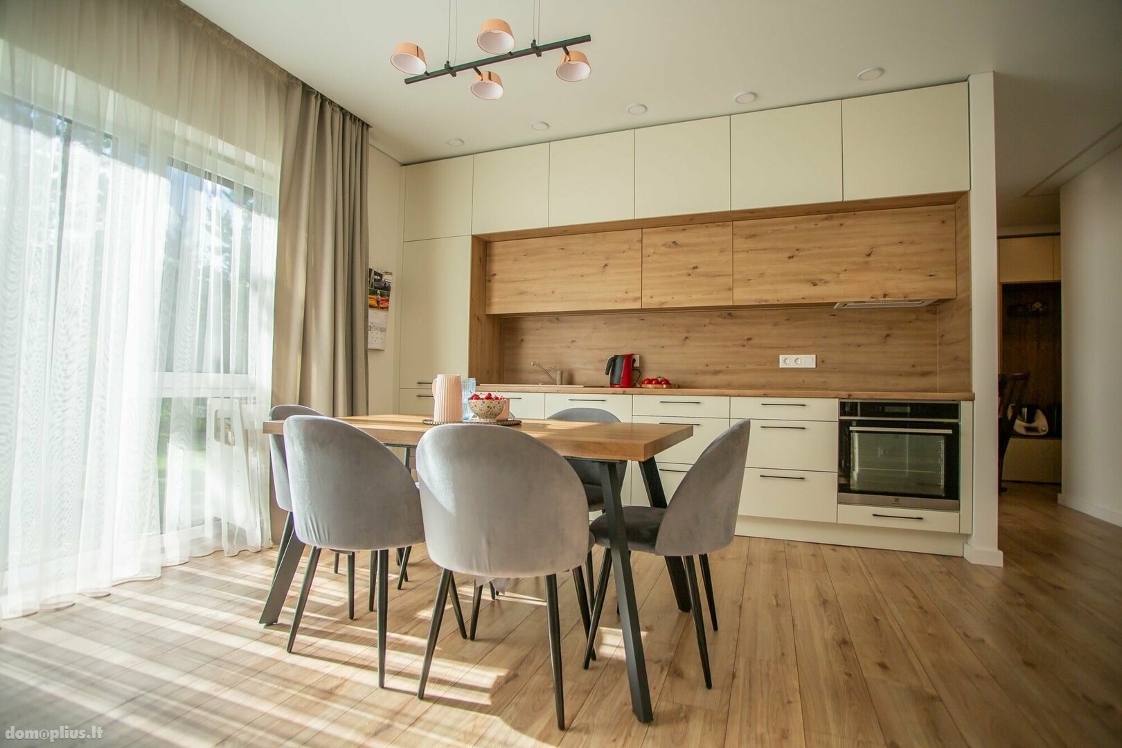 Продается 3 комнатная квартира Vilniuje, Santariškėse, Daujoto g.