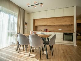 Продается 3 комнатная квартира Vilniuje, Santariškėse, Daujoto g.