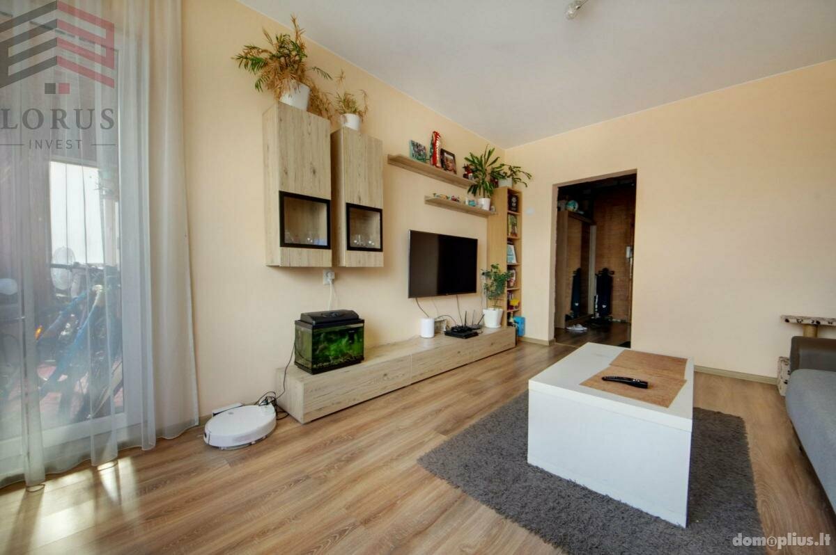 Parduodamas 3 kambarių butas Vilniuje, Šeškinėje, Musninkų g.