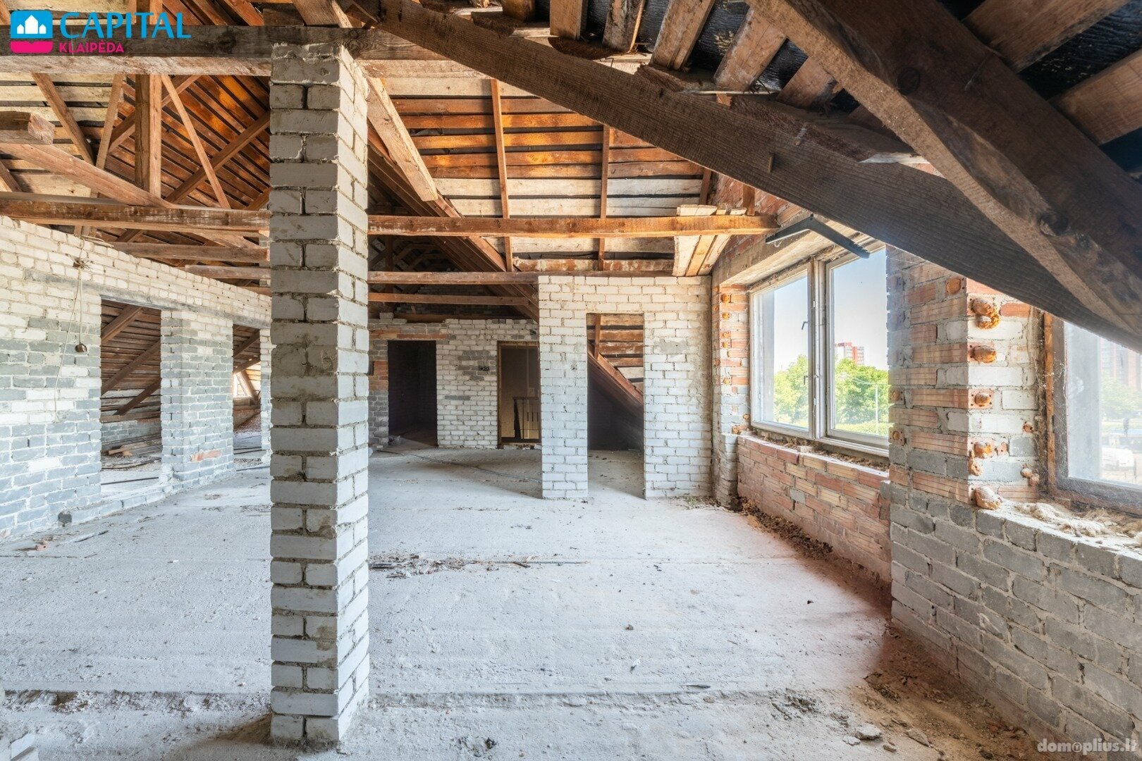 Parduodamas 4 kambarių butas Klaipėdoje, Poilsio, Jūreivių g.