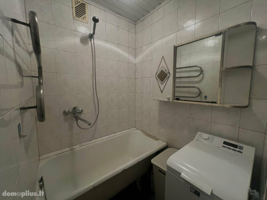 Parduodamas 4 kambarių butas Šiauliuose, Zokniuose, Radviliškio g.
