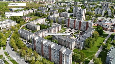 Parduodamas 4 kambarių butas Šiauliuose, Dainiuose, Dainų g.