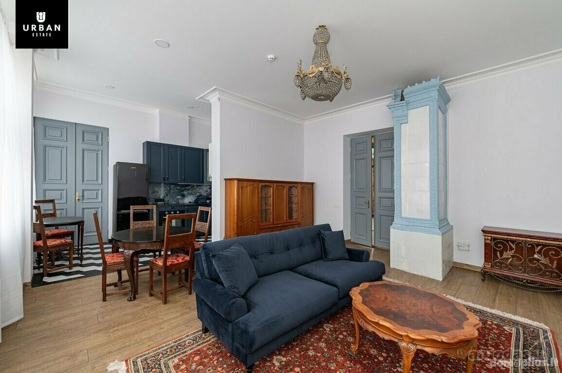 3 rooms apartment for sell Kaune, Senamiestyje, D. Poškos g.
