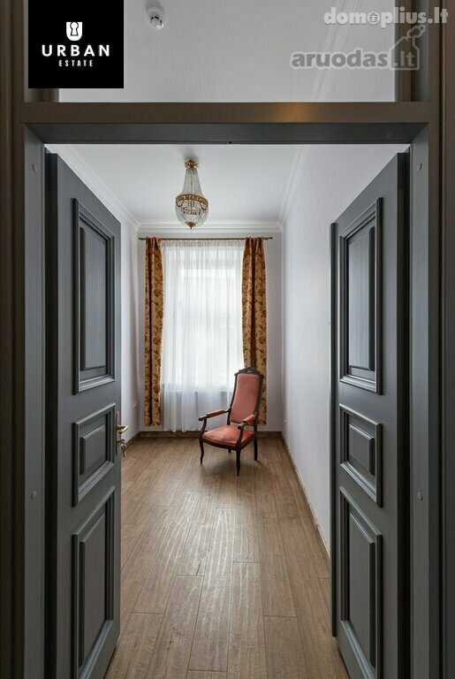 3 rooms apartment for sell Kaune, Senamiestyje, D. Poškos g.