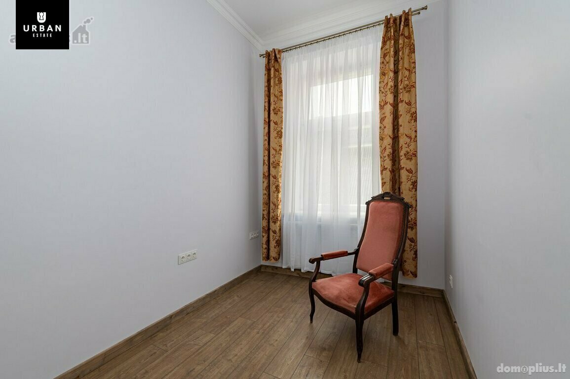 3 rooms apartment for sell Kaune, Senamiestyje, D. Poškos g.