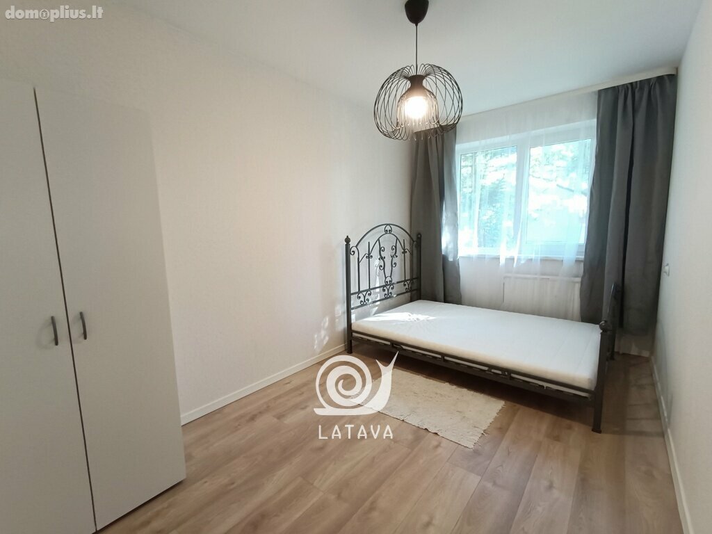 4 kambarių buto nuoma Kaune, Dainavoje, Pramonės pr.