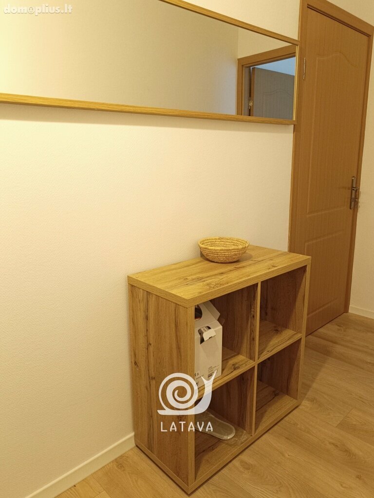 4 kambarių buto nuoma Kaune, Dainavoje, Pramonės pr.