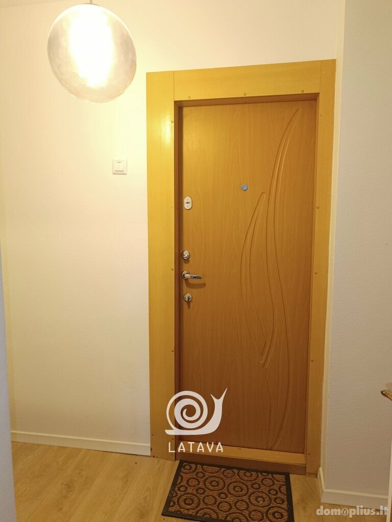 4 kambarių buto nuoma Kaune, Dainavoje, Pramonės pr.