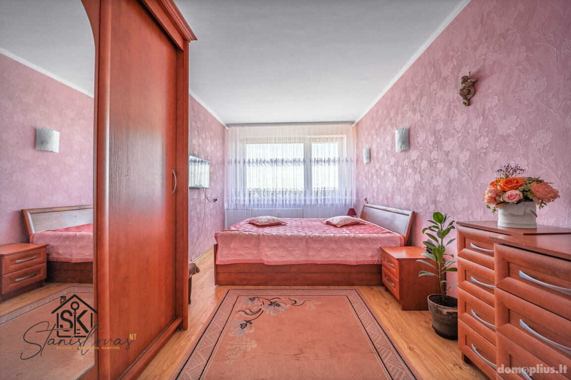 Parduodamas 3 kambarių butas Šilutės rajono sav., Šilutėje, Gluosnių g.