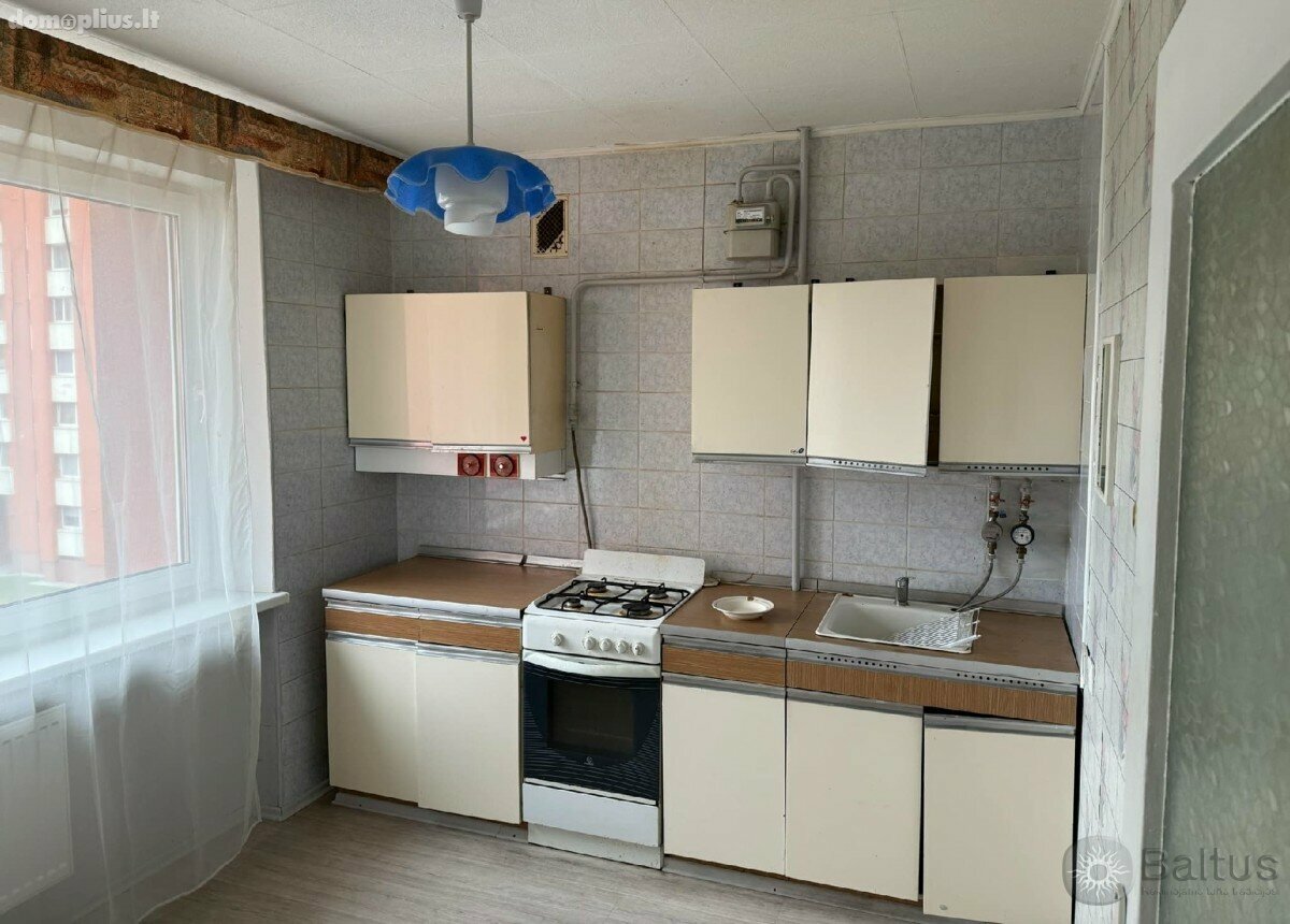 Parduodamas 2 kambarių butas Klaipėdoje, Miško, Liepojos g.