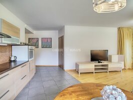 4 kambarių buto nuoma Klaipėdoje, Mažojo kaimelio, Dragūnų g.