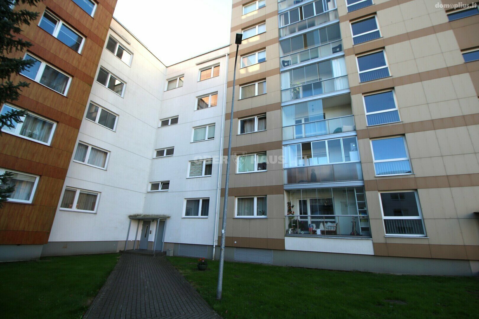 4 kambarių buto nuoma Klaipėdoje, Mažojo kaimelio, Dragūnų g.