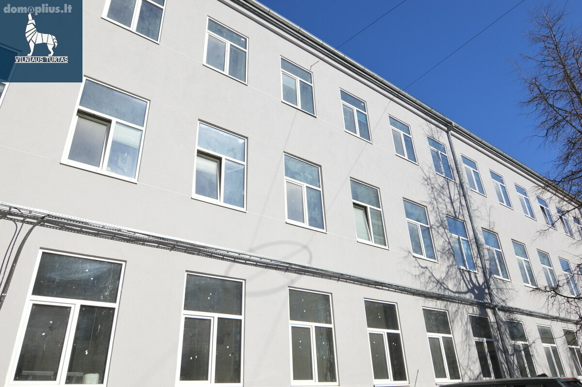 Parduodamas 2 kambarių butas Vilniuje, Senamiestyje, Gedimino pr.