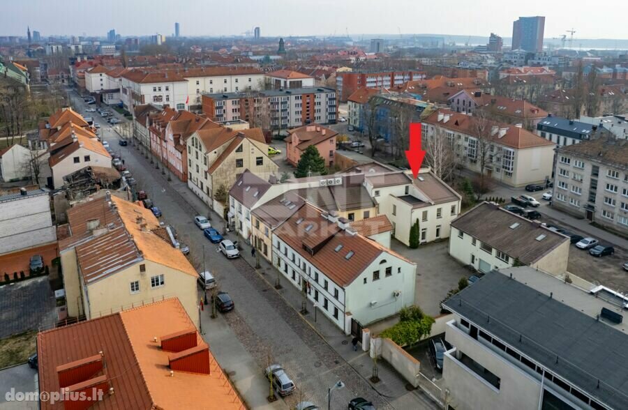 Parduodamas 3 kambarių butas Klaipėdoje, Centre, K. Donelaičio g.