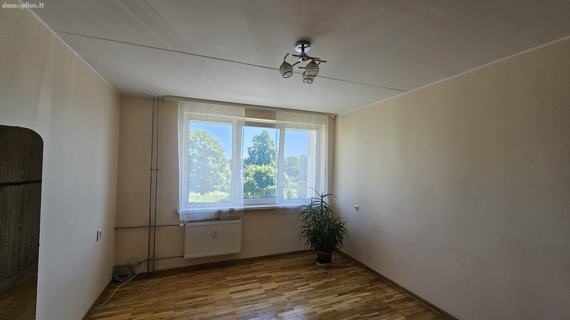 Parduodamas 2 kambarių butas Kelmės rajono sav., Kelmėje, B. Laucevičiaus g.