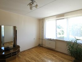 Parduodamas 2 kambarių butas Kelmės rajono sav., Kelmėje, B. Laucevičiaus g.