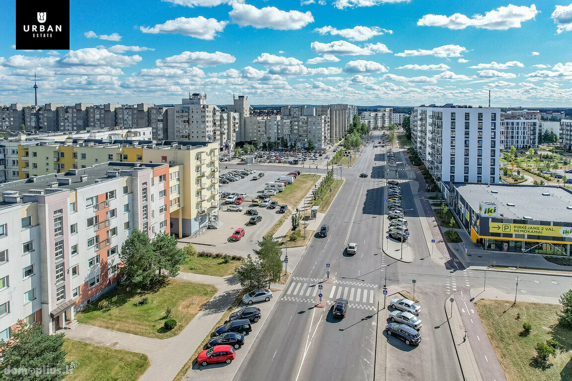 Parduodamas 4 kambarių butas Vilniuje, Pilaitėje, Karaliaučiaus g.
