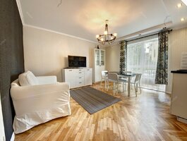 5 room apartment Vilniuje, Antakalnyje, B. Sruogos g.