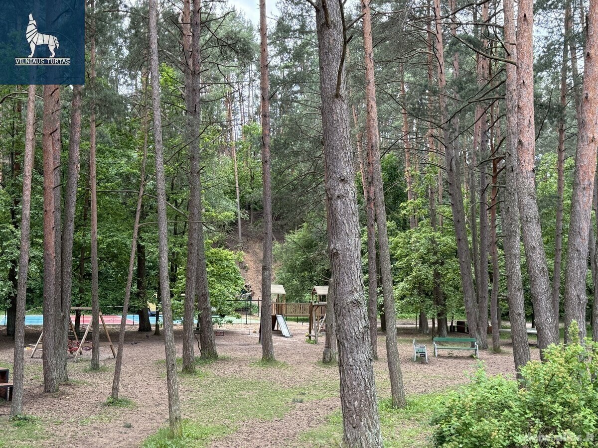 Parduodamas 2 kambarių butas Vilniuje, Lazdynėliuose, Jonažolių g.