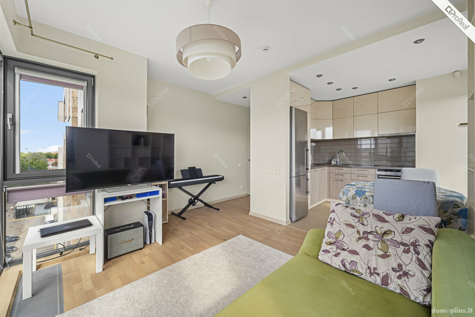 2 rooms apartment for sell Vilniuje, Naujamiestyje, Savanorių pr.