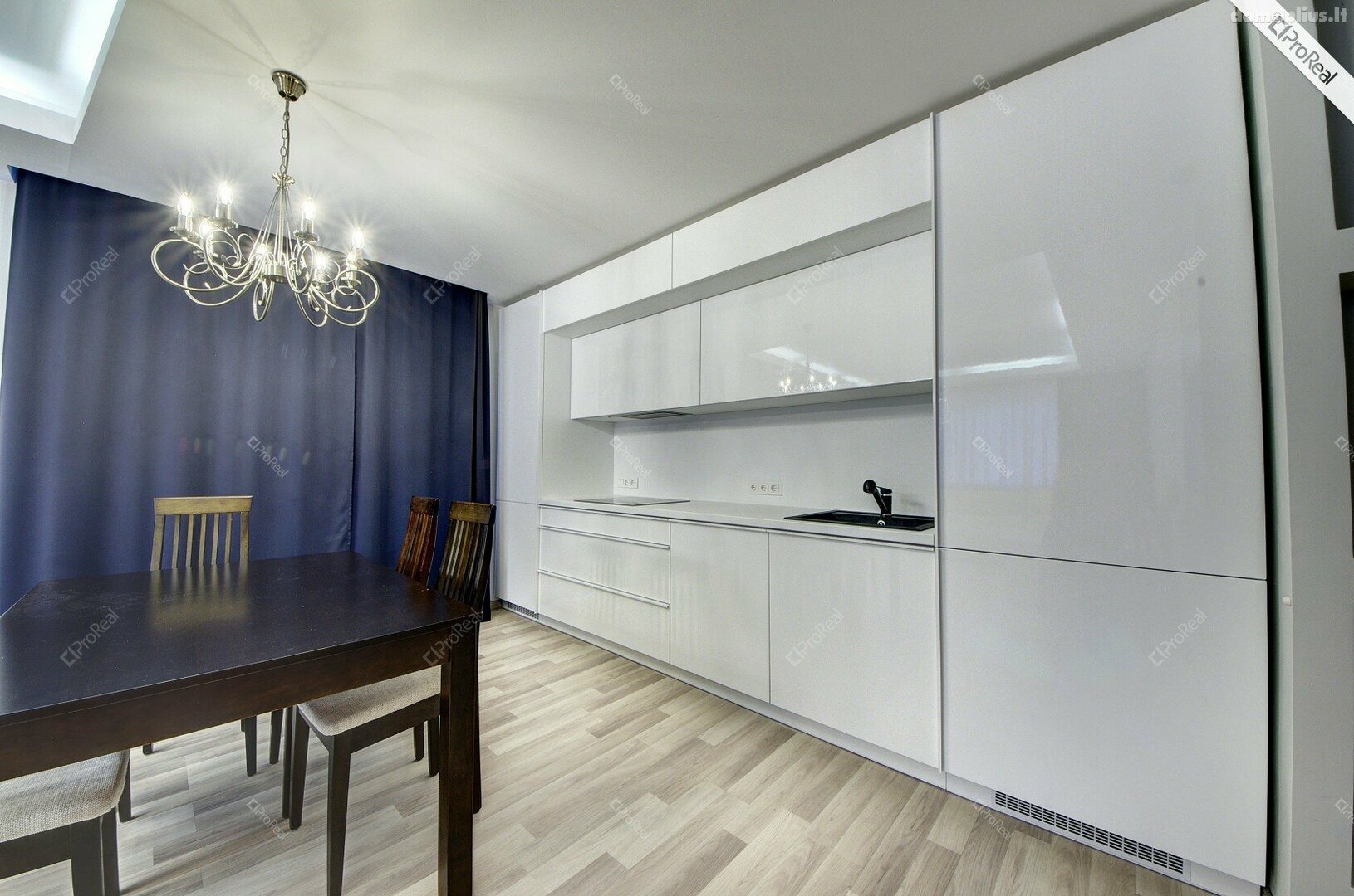 3 rooms apartment for rent Vilniuje, Pašilaičiuose, Ukmergės g.