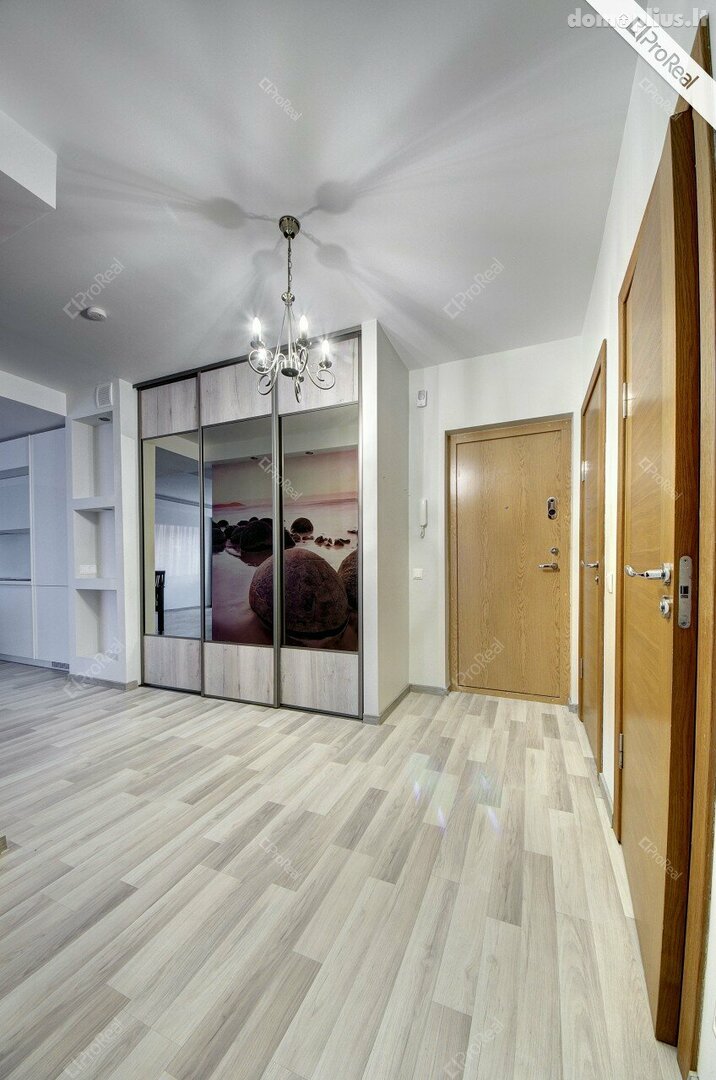 3 rooms apartment for rent Vilniuje, Pašilaičiuose, Ukmergės g.