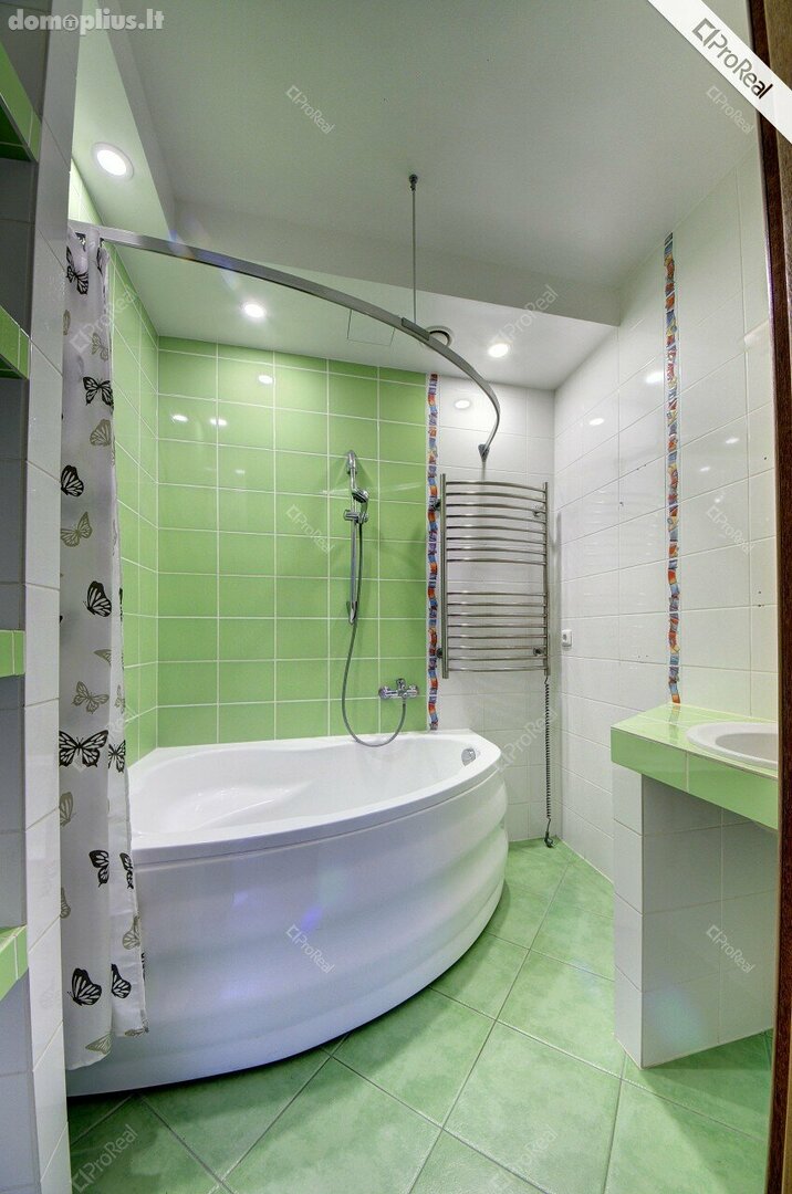 3 rooms apartment for rent Vilniuje, Pašilaičiuose, Ukmergės g.