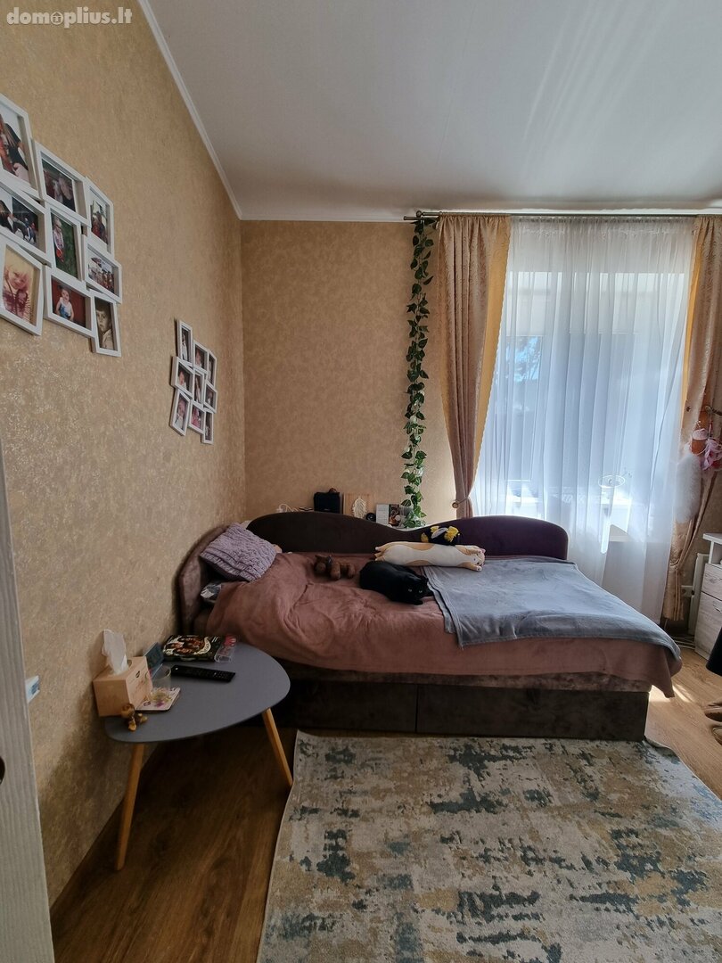 Parduodamas 3 kambarių butas Klaipėdoje, Melnragėje, Molo g.