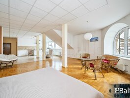 Parduodamas 2 kambarių butas Vilniuje, Senamiestyje, A. Jakšto g.