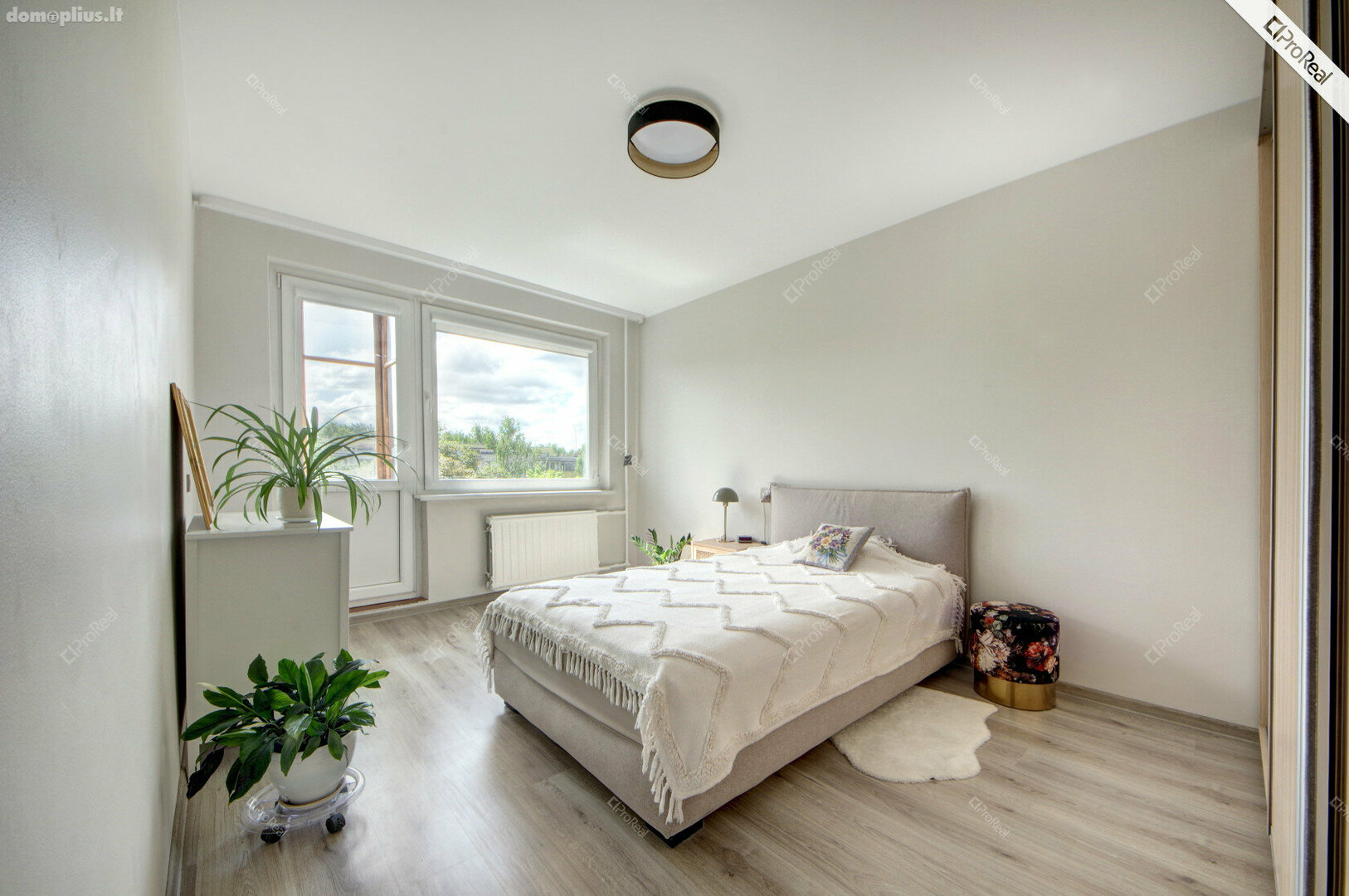 2 rooms apartment for rent Vilniuje, Naujamiestyje, Savanorių pr.