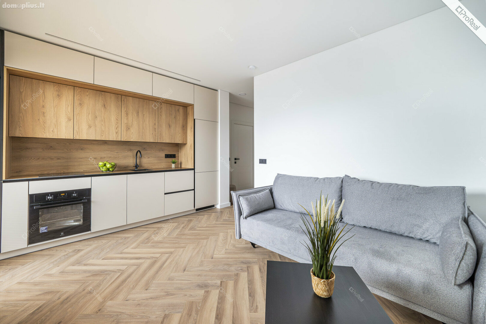 1 room apartment for sell Vilniuje, Lazdynėliuose, Lietaus g.
