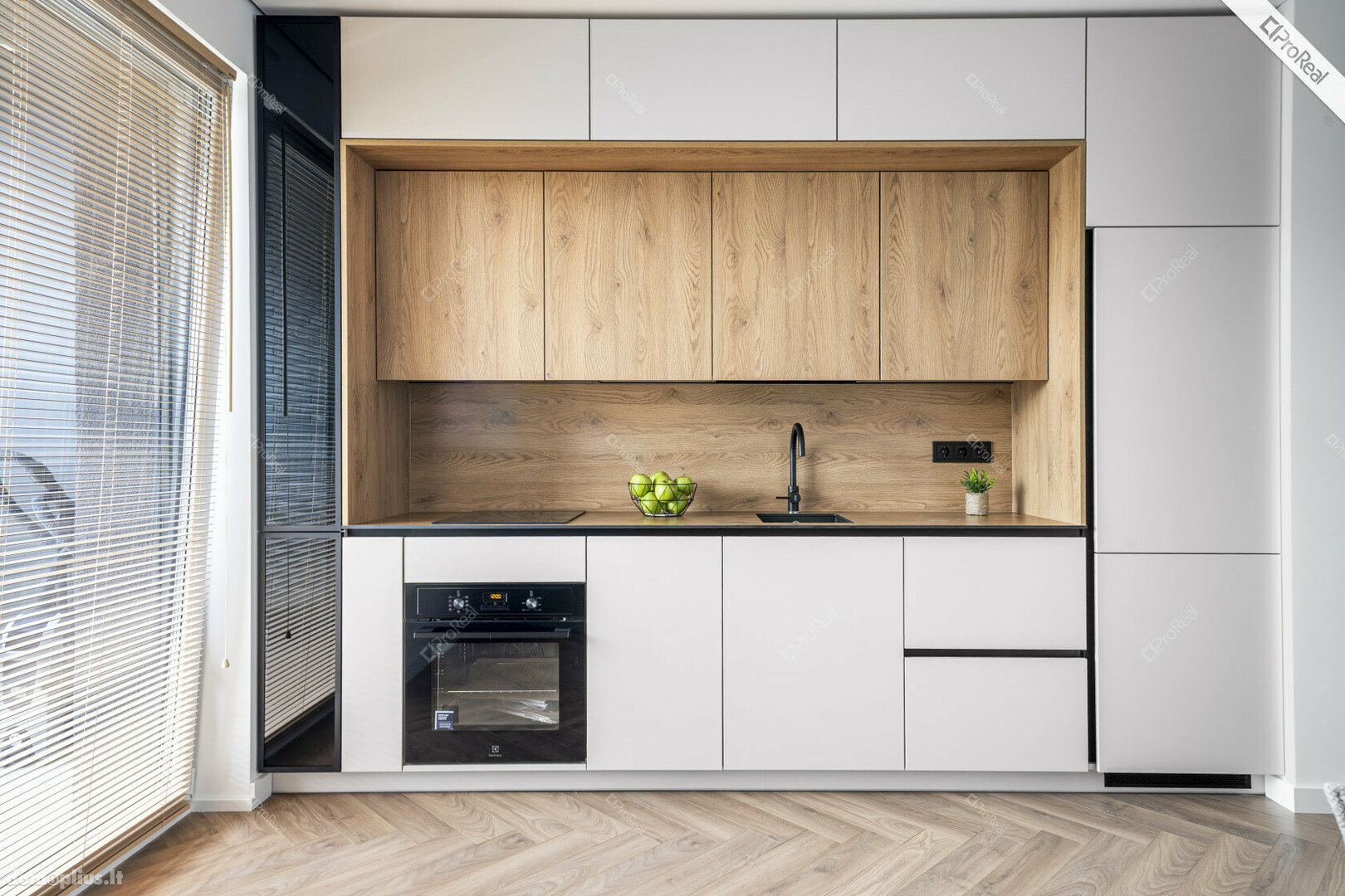 1 room apartment for sell Vilniuje, Lazdynėliuose, Lietaus g.