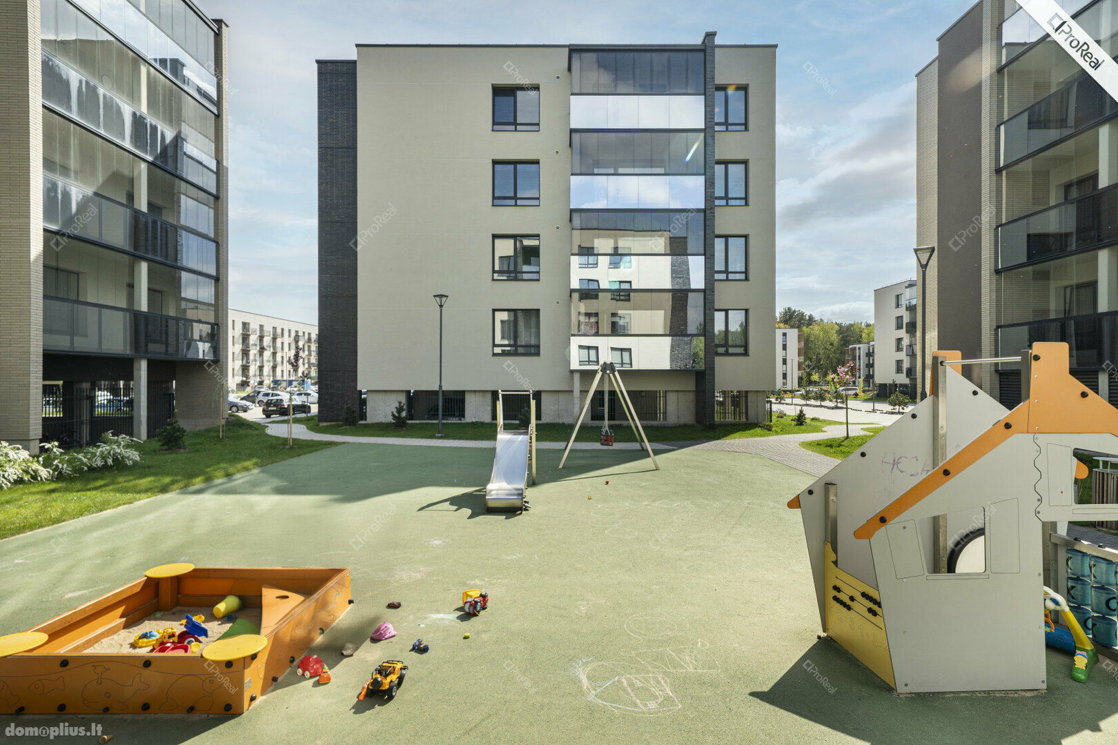 1 room apartment for sell Vilniuje, Lazdynėliuose, Lietaus g.