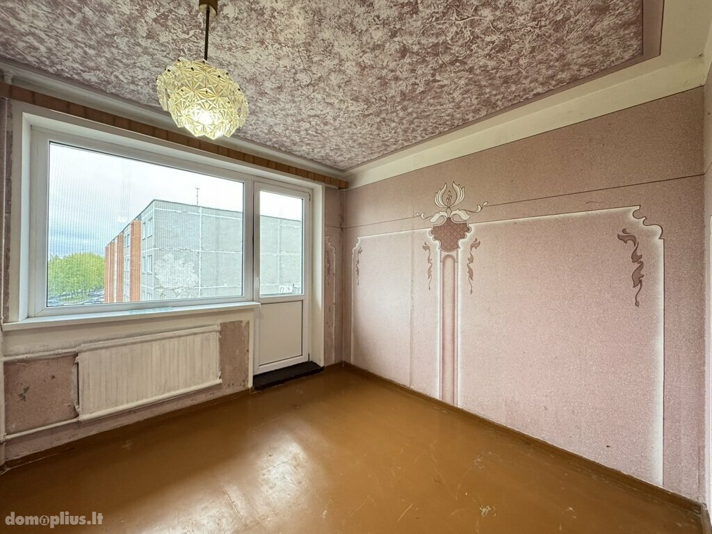 Parduodamas 4 kambarių butas Šiauliuose, Lieporiuose, Lieporių g.