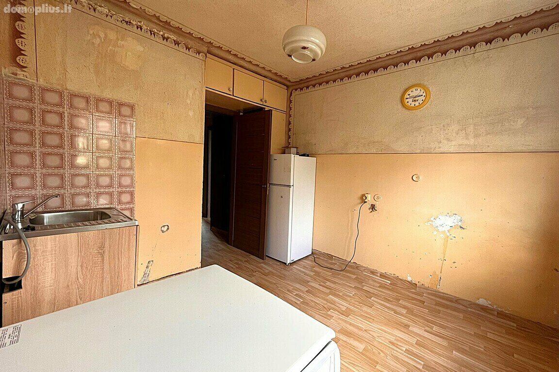 Parduodamas 2 kambarių butas Panevėžyje, Kniaudiškiuose, Molainių g.