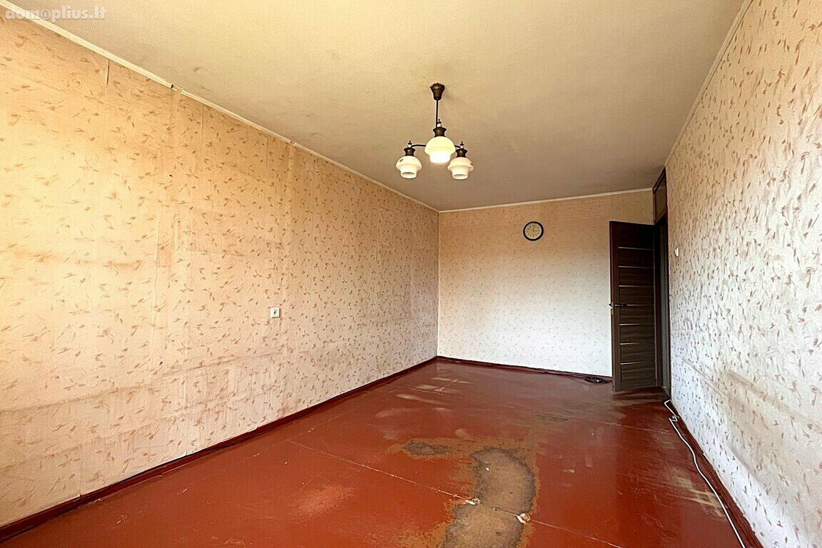 Parduodamas 2 kambarių butas Panevėžyje, Kniaudiškiuose, Molainių g.
