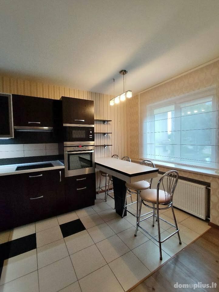 Parduodamas 3 kambarių butas Klaipėdoje, Bandužiuose, Budelkiemio g.