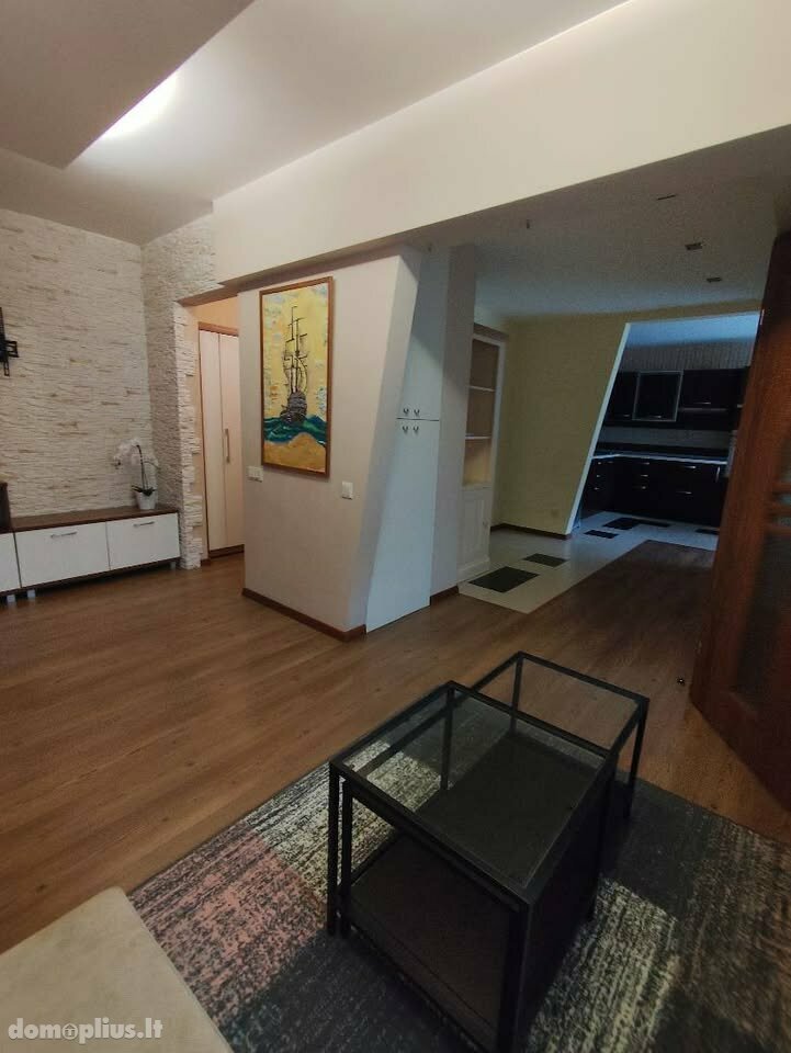 Parduodamas 3 kambarių butas Klaipėdoje, Bandužiuose, Budelkiemio g.