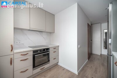 Parduodamas 4 kambarių butas Vilniuje, Karoliniškėse, Laisvės pr.