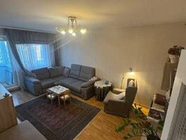 4 kambarių butas Klaipėdoje, Bandužiuose, Vaidaugų g.