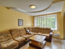 3 kambarių butas Šiauliuose, Dainiuose, Dainų g.