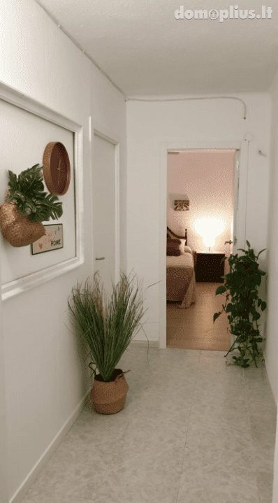Parduodamas 6 kambarių butas Ispanijoje, Alicante