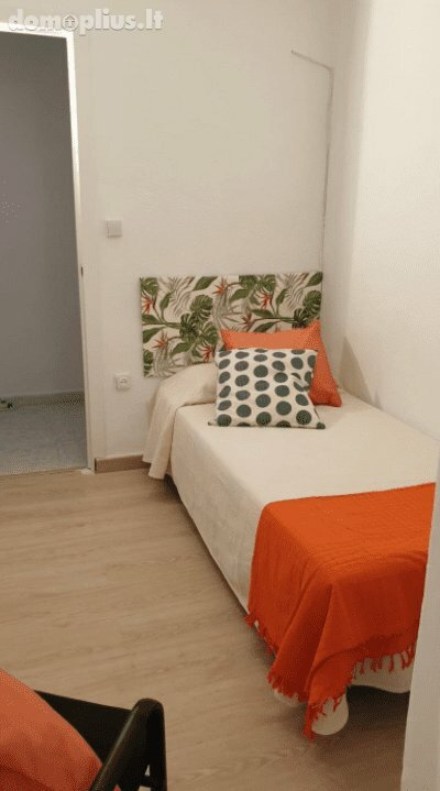 Parduodamas 6 kambarių butas Ispanijoje, Alicante