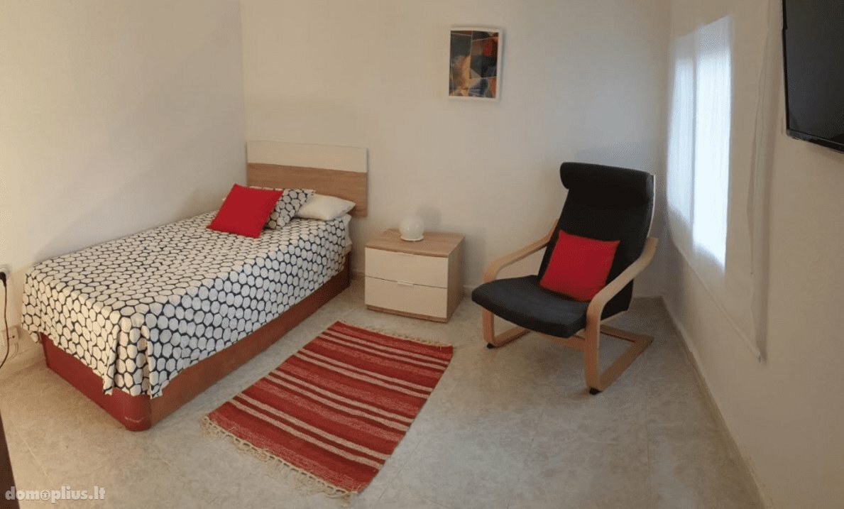 Parduodamas 6 kambarių butas Ispanijoje, Alicante