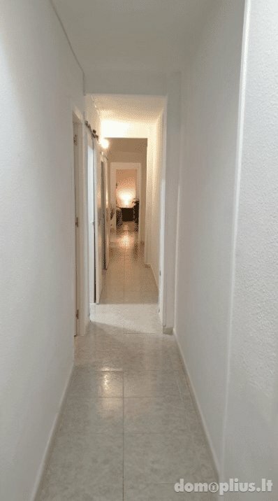 Parduodamas 6 kambarių butas Ispanijoje, Alicante