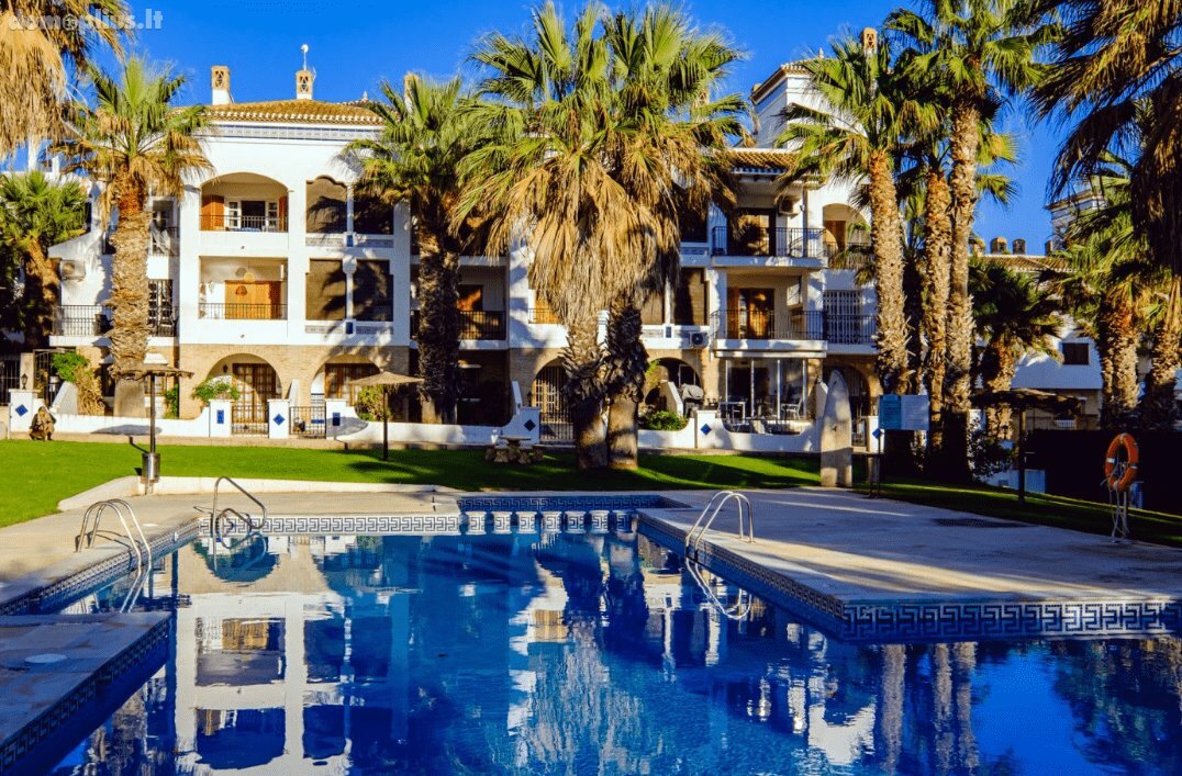 Parduodamas 3 kambarių butas Ispanijoje, Orihuela Costa