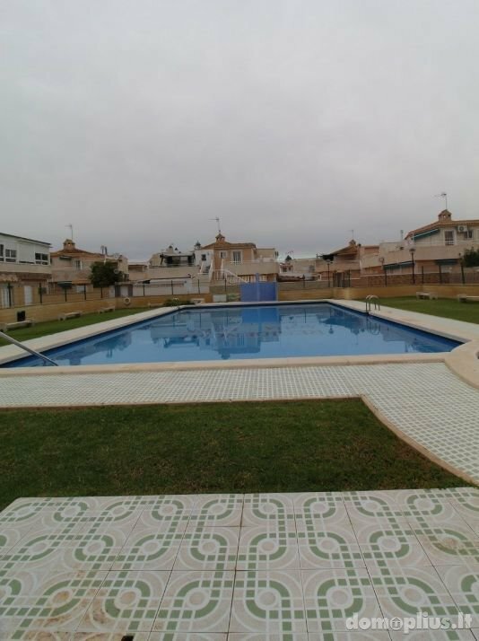 Parduodamas 4 kambarių butas Ispanijoje, Torrevieja