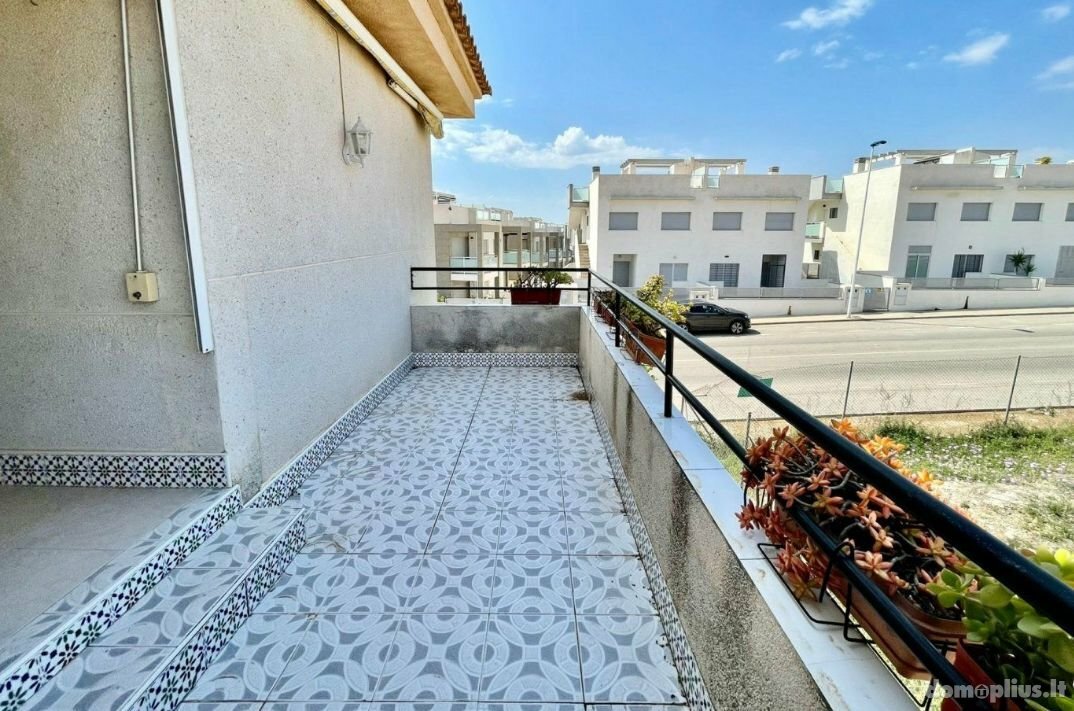 Parduodamas 3 kambarių butas Ispanijoje, Torrevieja