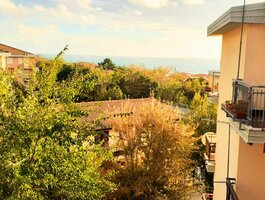 Parduodamas 3 kambarių butas Italijoje, Kita