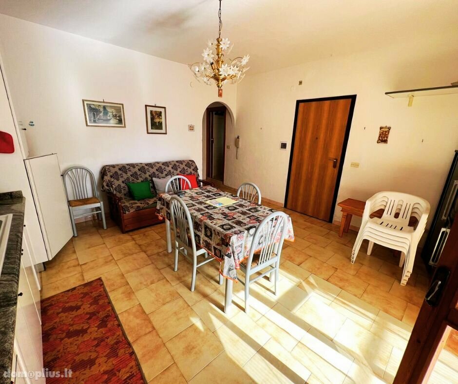 Parduodamas 3 kambarių butas Italijoje, Scalea